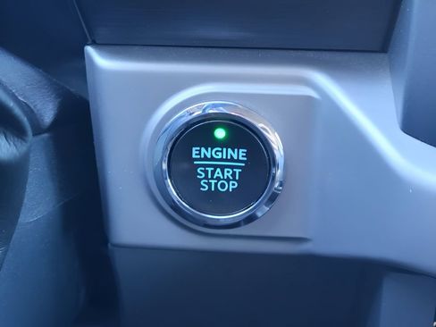 Used 2022 Ford F150 XLT w/ Equipment Group 302A High AWD/4WD image 26