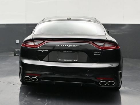 Used 2018 Kia Stinger GT2 AWD/4WD image 4
