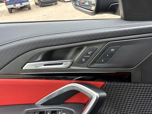 Certified 2025 BMW X2 xDrive28i image 12
