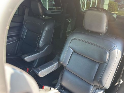 Used 2020 Ford Explorer XLT w/ Equipment Group 202A RWD image 30