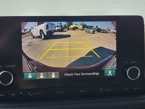 Used 2023 Honda Accord EX image 33