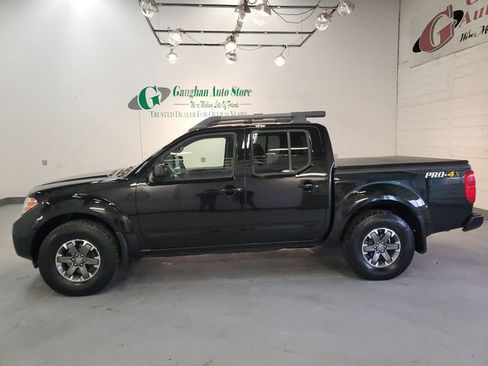 Used 2016 Nissan Frontier PRO-4X w/ Pro-4x Luxury Package AWD/4WD image 3