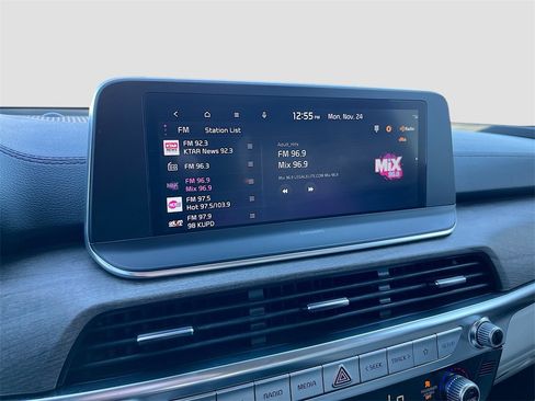 Used 2022 Kia Telluride EX w/ EX Premium Package image 15