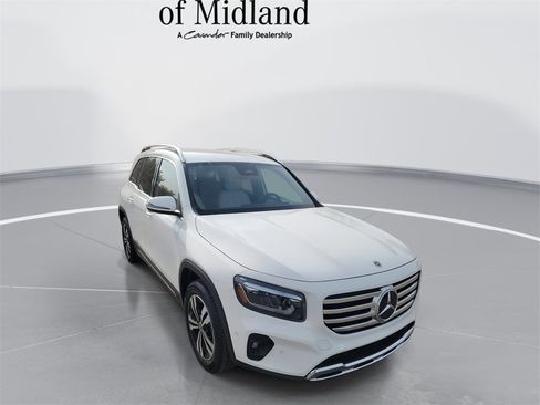 New 2025 Mercedes-Benz GLB 250 GLB 250 image 1