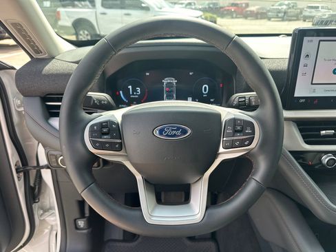 New 2026 Ford Explorer Active image 54