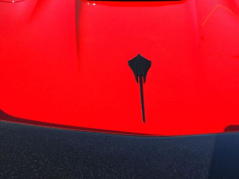 Used 2025 Chevrolet Corvette 3LT 2dr Stingray Conv w/ Z51 Performance Package image 5