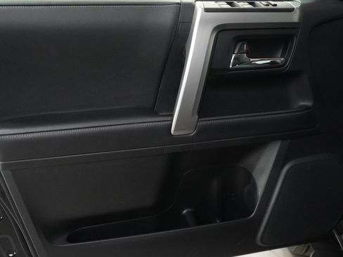 Used 2024 Toyota 4Runner SR5 Premium image 19