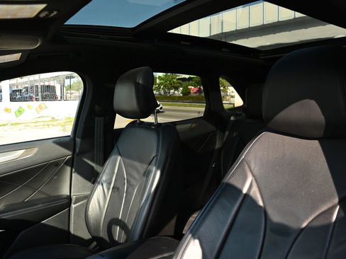 Used 2017 Lincoln MKC Reserve FWD image 10
