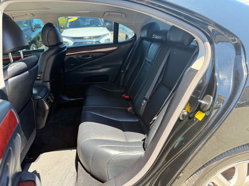 Used 2008 Lexus LS 460 RWD image 17