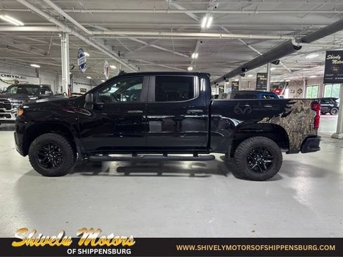 Used 2021 Chevrolet Silverado 1500 Custom Trail Boss w/ Realtree Special Edition AWD/4WD image 2