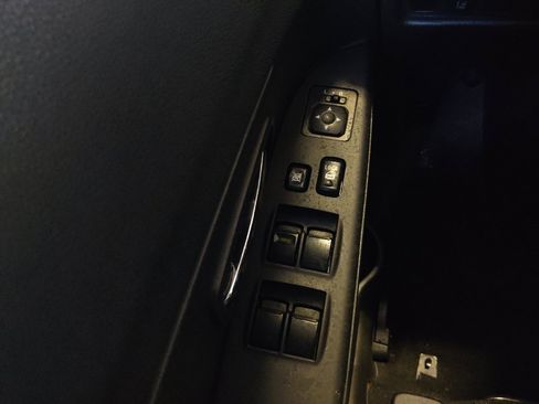 Used 2024 Mitsubishi Outlander Sport LE AWD/4WD image 27