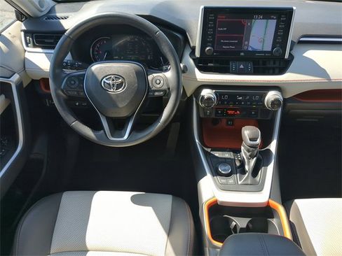 Used 2019 Toyota RAV4 Adventure w/ Cold Weather Package image 17