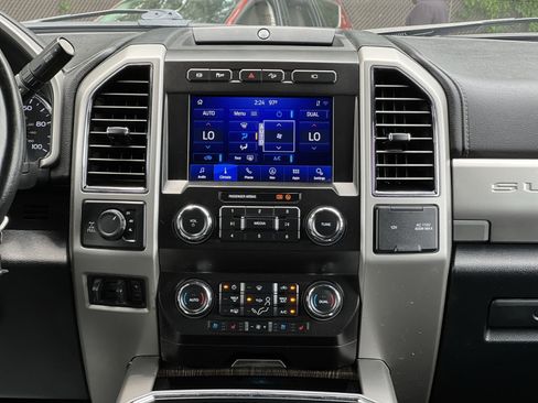 Used 2021 Ford F250 Lariat AWD/4WD image 21