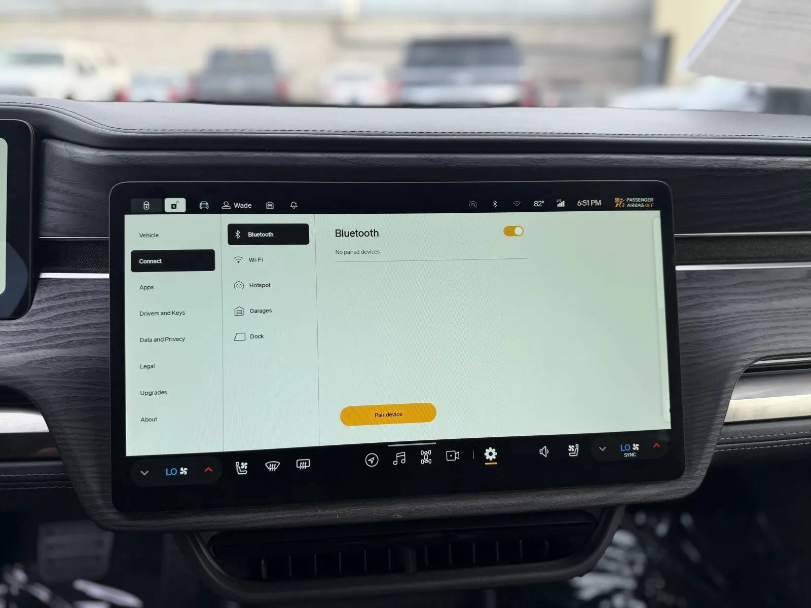 Used 2025 Rivian R1S Adventure Dual AWD/4WD image 31