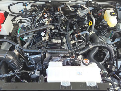 Used 2025 Toyota 4Runner SR5 image 23