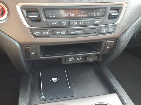 Used 2025 Honda Ridgeline RTL image 25