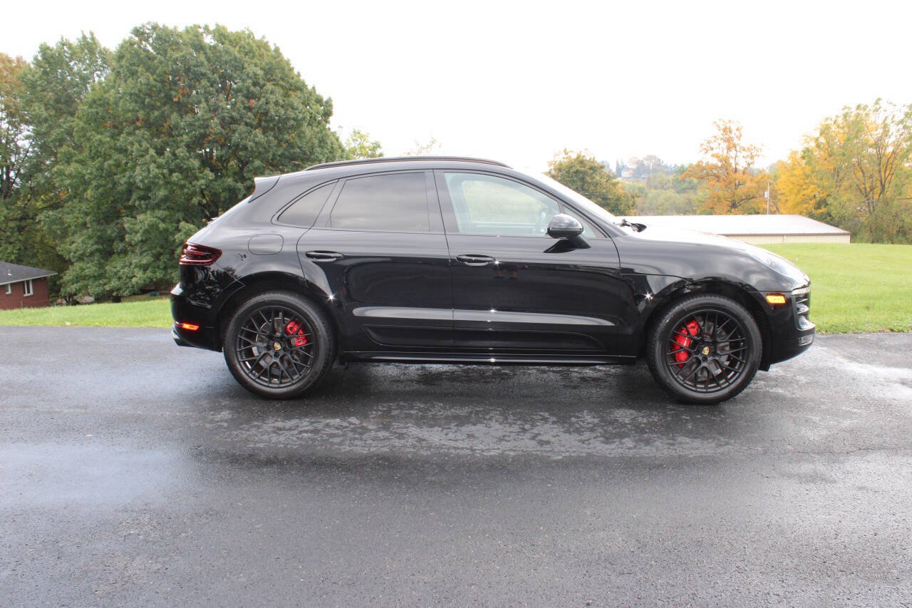 Used 2018 Porsche Macan GTS AWD/4WD image 2