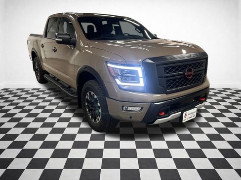 Used 2023 Nissan Titan PRO-4X w/ Pro-4x Convenience Package AWD/4WD image 1