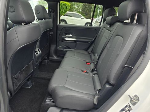New 2026 Mercedes-Benz GLB 250 4MATIC image 18