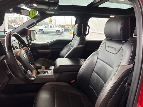 Used 2018 Ford F150 Raptor w/ Equipment Group 802A Luxury image 9