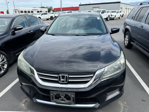 Used 2014 Honda Accord Sport image 2