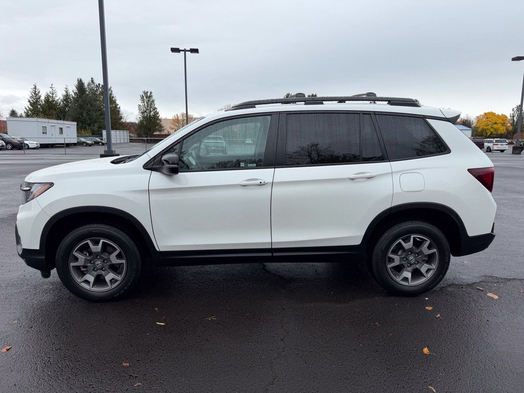 Used 2022 Honda Passport TrailSport image 5