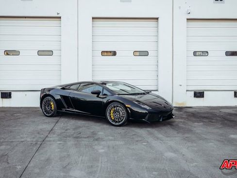 Used 2013 Lamborghini Gallardo LP 550-2 image 35