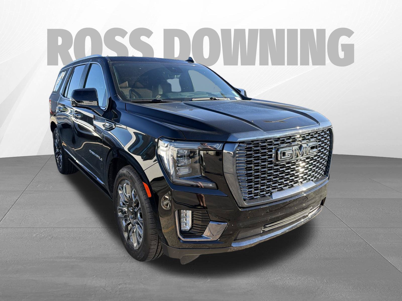 Used 2023 GMC Yukon Denali Ultimate AWD/4WD image 3