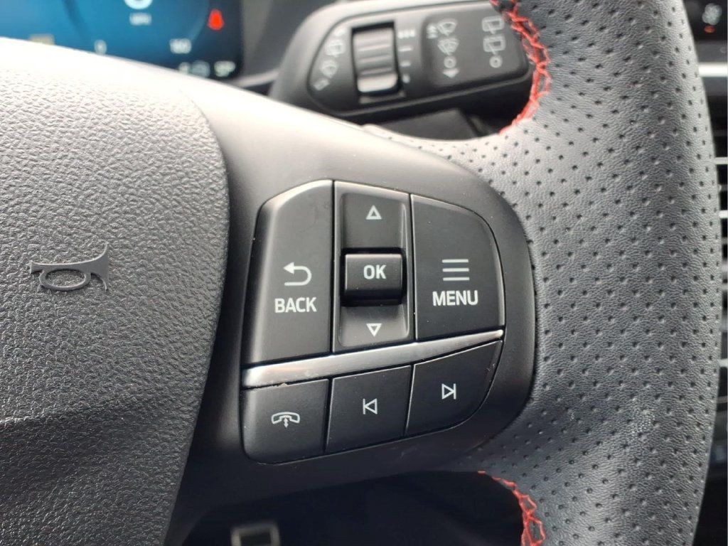 Used 2023 Ford Escape ST-Line Elite w/ Premium Technology Package AWD/4WD image 24