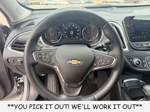 Used 2024 Chevrolet Malibu LT FWD image 15
