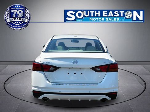 Used 2020 Nissan Altima 2.5 SV FWD image 4