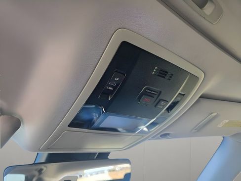 Used 2018 Lexus RX 350 AWD w/ Premium Package image 23