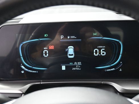 Used 2025 Kia Telluride S image 20