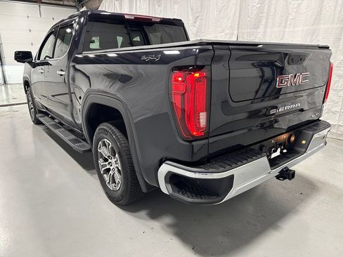 Used 2025 GMC Sierra 1500 SLT AWD/4WD image 5