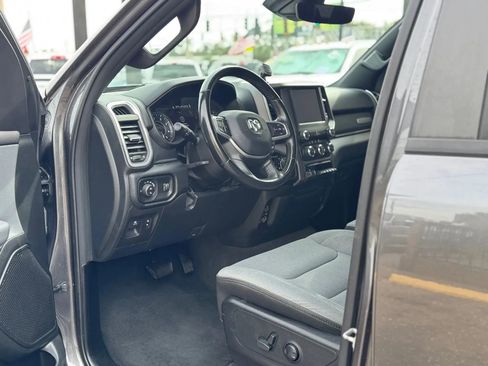 Used 2022 RAM 1500 Big Horn AWD/4WD image 14