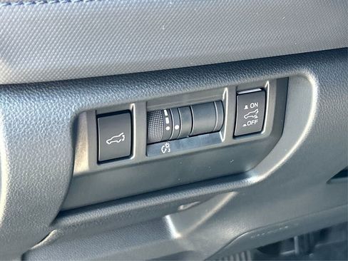 Certified 2025 Subaru Forester Premium image 38