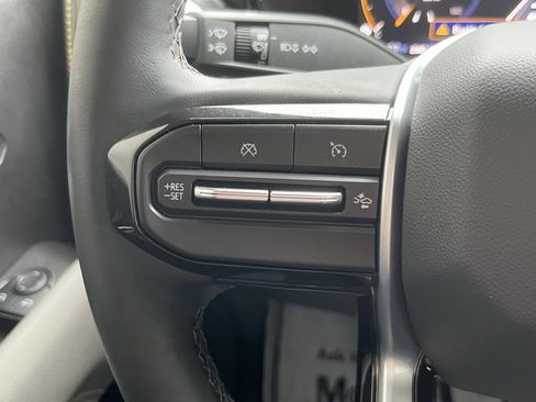 Used 2024 Chevrolet Colorado ZR2 w/ ZR2 Bison Edition image 27