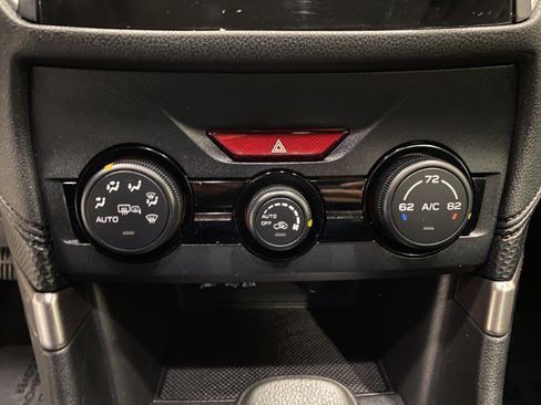 Used 2023 Subaru Forester Premium AWD/4WD image 37