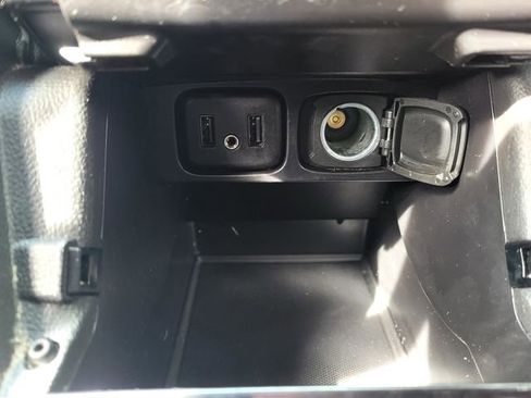 Used 2019 Buick Encore Preferred image 17