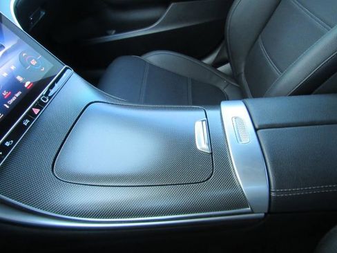 Used 2023 Mercedes-Benz C 300 Sedan image 44