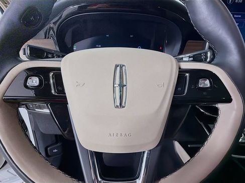 Certified 2025 Lincoln Corsair Grand Touring w/ Equipment Group 301A AWD/4WD image 13