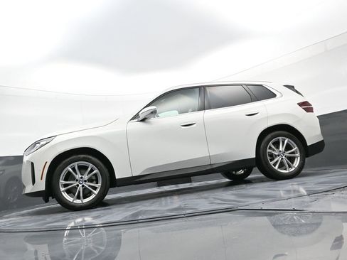 New 2025 BMW X3 xDrive30i w/ Premium Package image 25