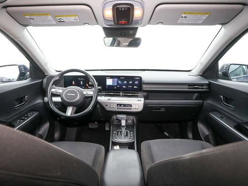 Used 2024 Hyundai Kona SEL image 3