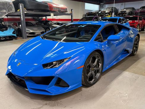 Used 2020 Lamborghini Huracan EVO image 10