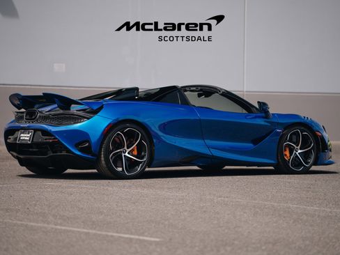 Used 2024 McLaren 750S Spider image 10