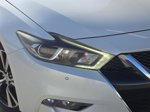 Used 2017 Nissan Maxima 3.5 SV w/ Interior Lighting Package image 33