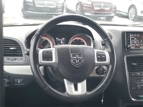 Used 2019 Dodge Grand Caravan GT image 11