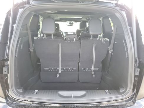 New 2026 Chrysler Pacifica Limited w/ S Appearance Package image 6