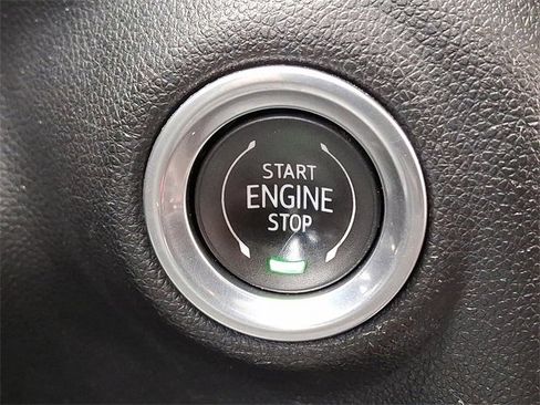 Used 2020 GMC Sierra 2500 Denali w/ Denali Ultimate Package image 24