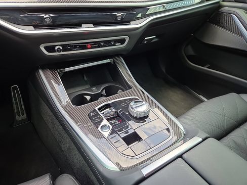 Used 2025 BMW X5 M60i AWD/4WD image 25
